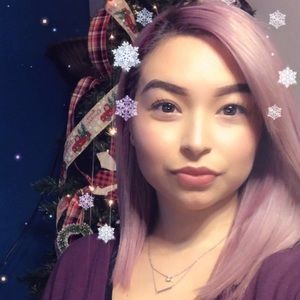 Meet your Posher, Stacey